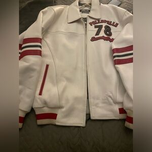 Mens Pelle Pelle leather jacket XXL
Size 50